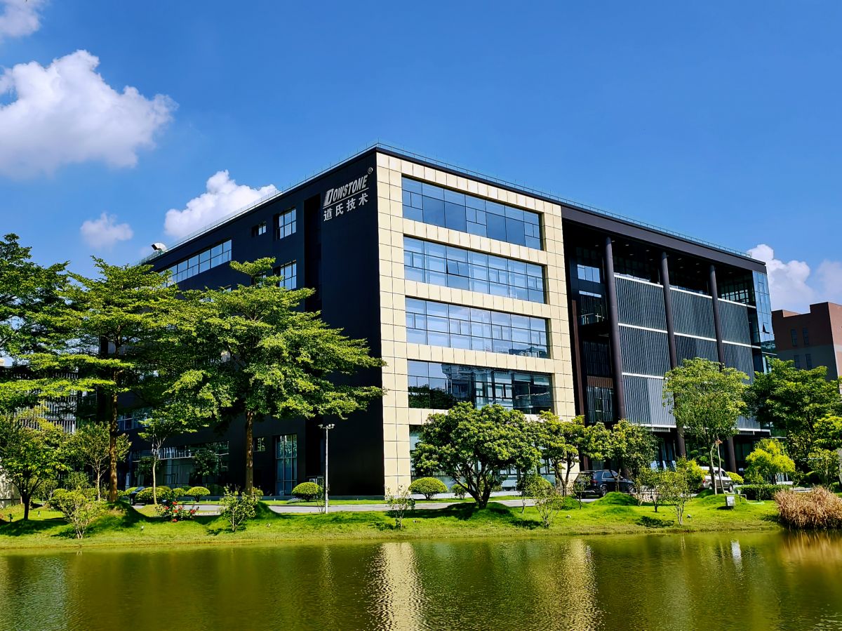 「固态电池质料」+「AI算力」双轮驱动，，，，，力辟全新生长空间！